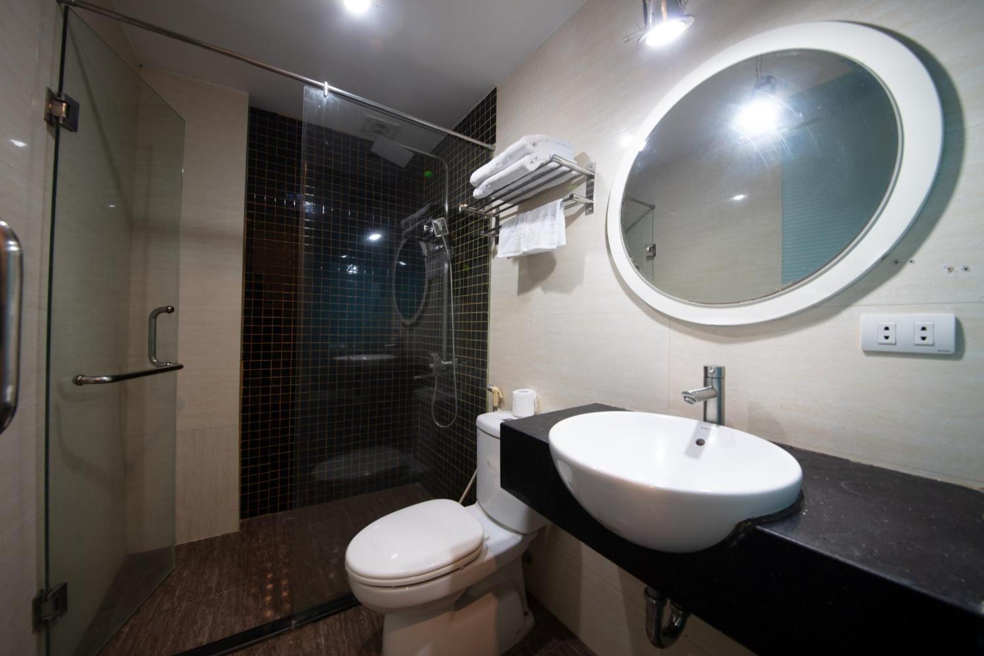 Omina Hanoi Hotel & Travel Exterior foto