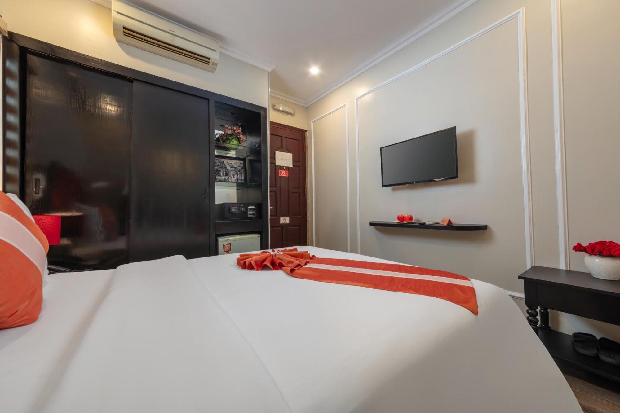 Omina Hanoi Hotel & Travel Exterior foto