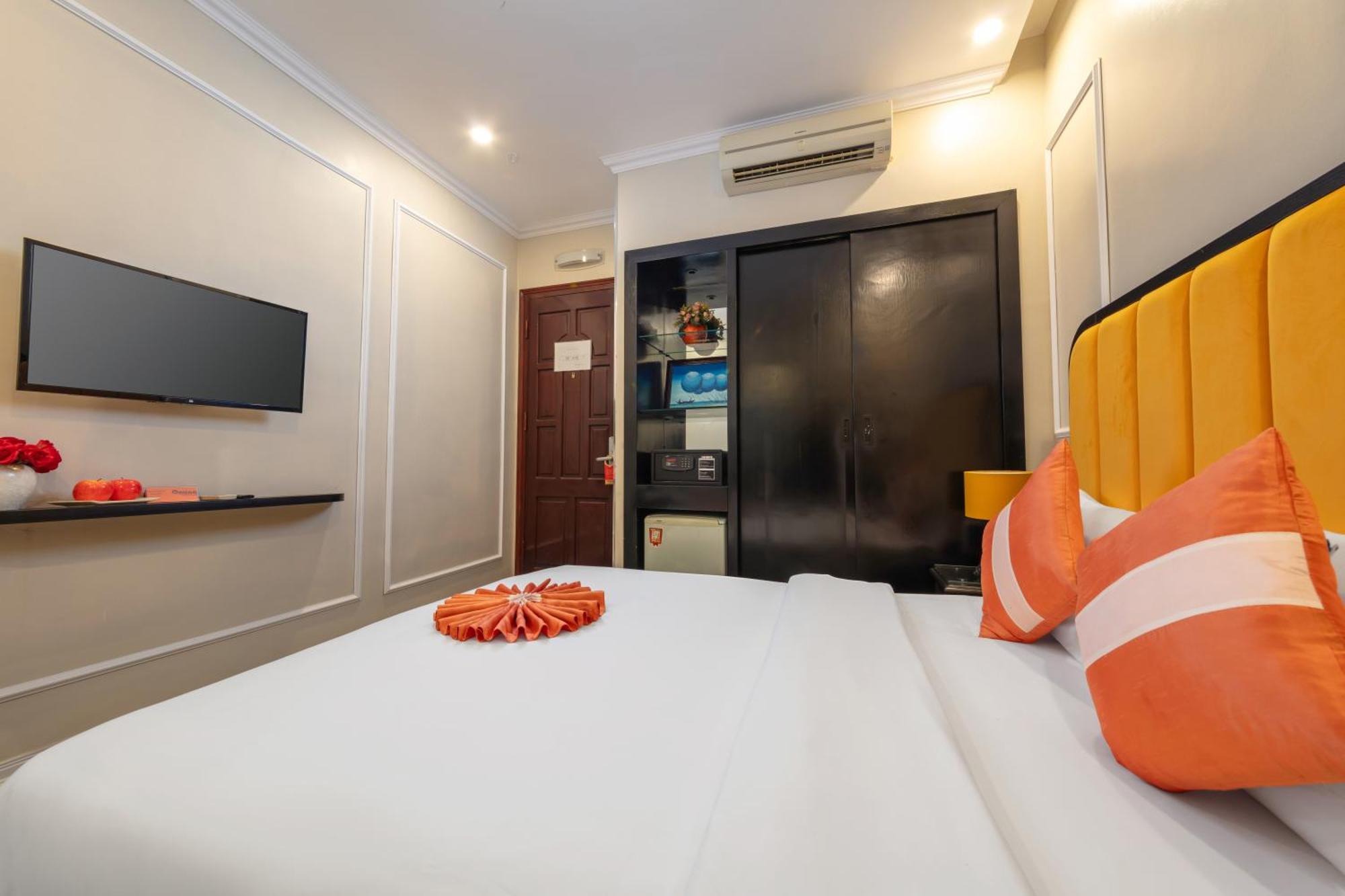 Omina Hanoi Hotel & Travel Exterior foto