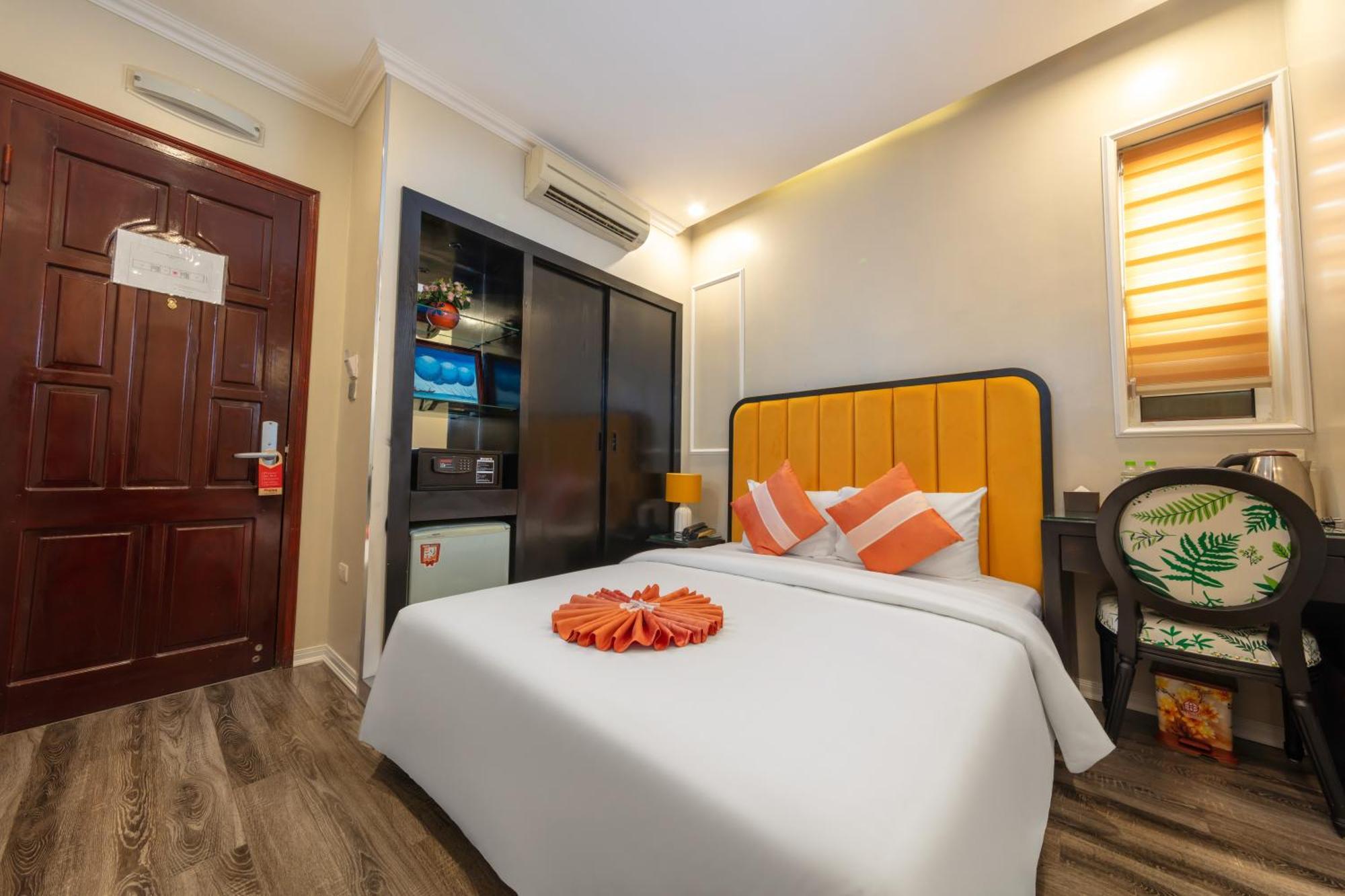 Omina Hanoi Hotel & Travel Exterior foto